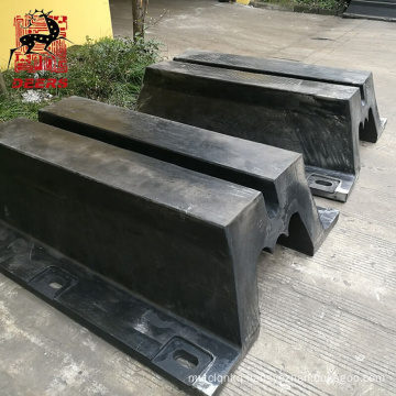 Customized size marine m type rubber fender for port jetty